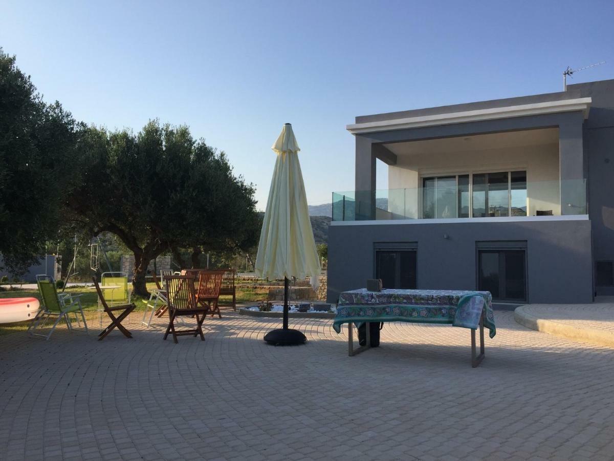 Villa Marmelada Ierápetra エクステリア 写真